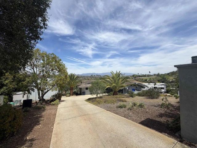 435 Rancho Camino, Fallbrook, CA 92028