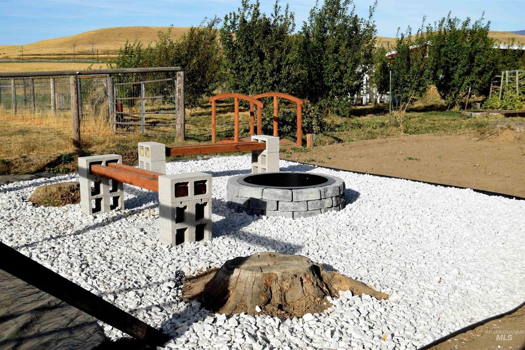 5654 Hillview Rd., Emmett, ID 83617 photo 4