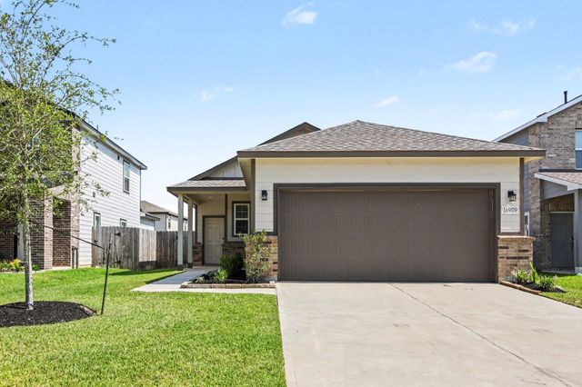 16909 Needlepoint Drive, Conroe, TX 77304