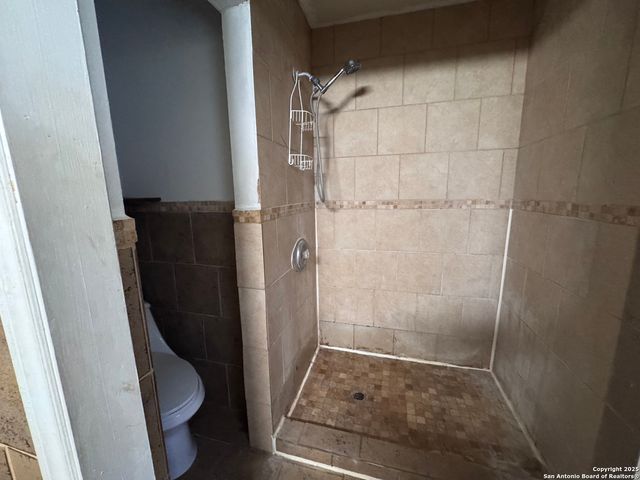 1007 Saldana, San Antonio, TX 78225