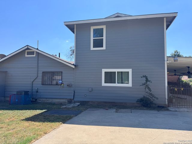 1007 Saldana, San Antonio, TX 78225