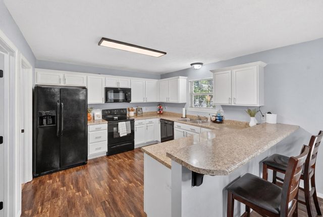 210 Dogwood Street, Sparta, MO 65753
