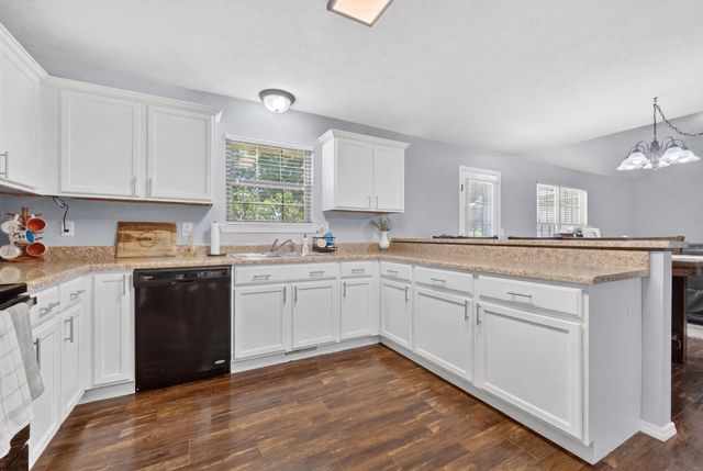 210 Dogwood Street, Sparta, MO 65753