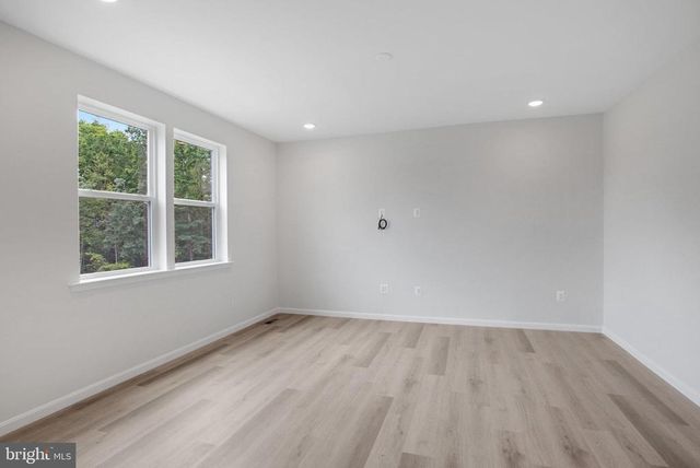 35622 PINE NEEDLE LN, Locust Grove, VA 22508