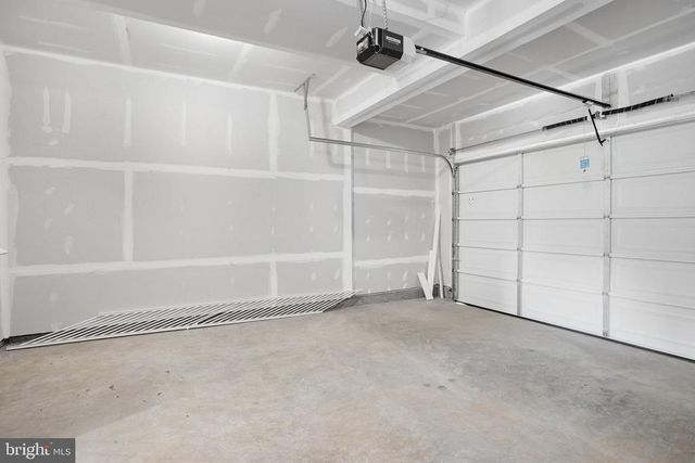 35622 PINE NEEDLE LN, Locust Grove, VA 22508
