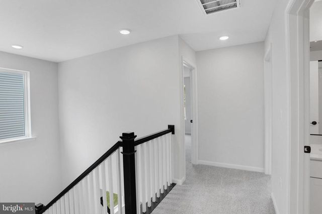35622 PINE NEEDLE LN, Locust Grove, VA 22508