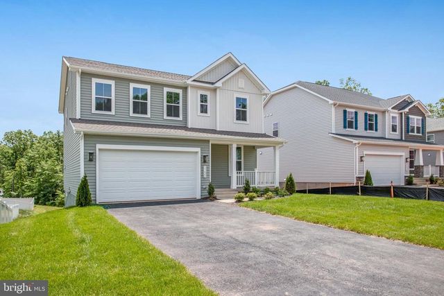 35622 PINE NEEDLE LN, Locust Grove, VA 22508