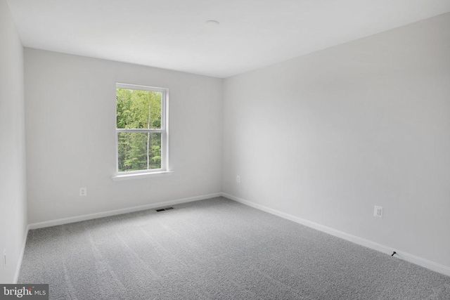 35622 PINE NEEDLE LN, Locust Grove, VA 22508