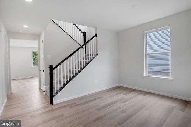35622 PINE NEEDLE LN, Locust Grove, VA 22508