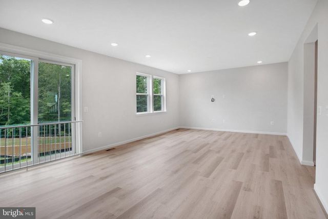 35622 PINE NEEDLE LN, Locust Grove, VA 22508