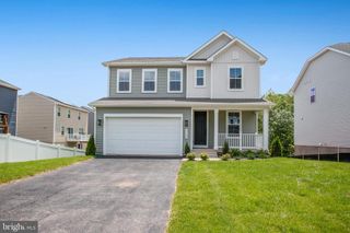 35622 PINE NEEDLE LN, Locust Grove, VA 22508