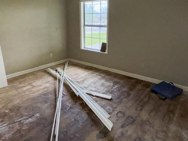 2524 Dolphin Dr Drive, Lake Charles, LA 70605