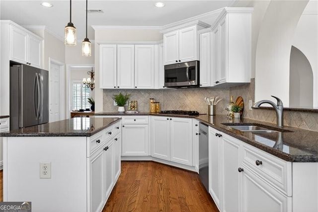 219 Savanna Estates Court, Canton, GA 30115