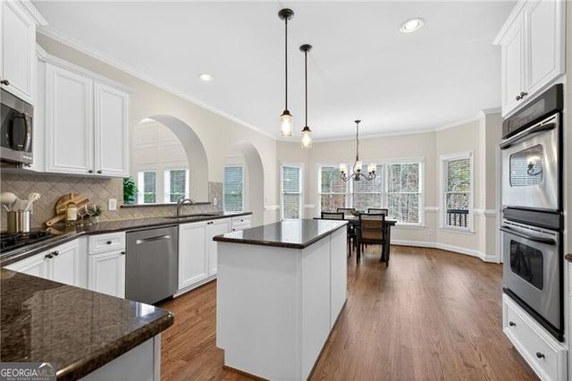 219 Savanna Estates Court, Canton, GA 30115