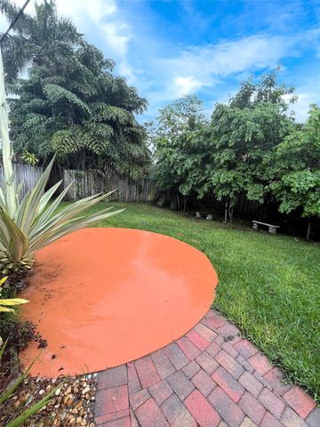 1460 NE 18th Street 104, Fort Lauderdale, FL 33305