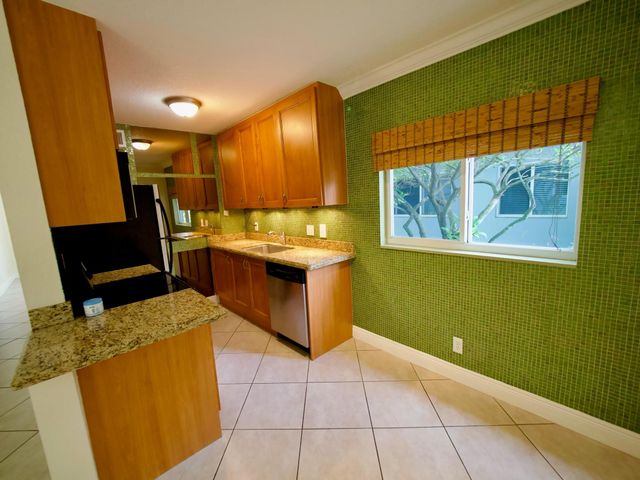 1460 NE 18th Street 104, Fort Lauderdale, FL 33305