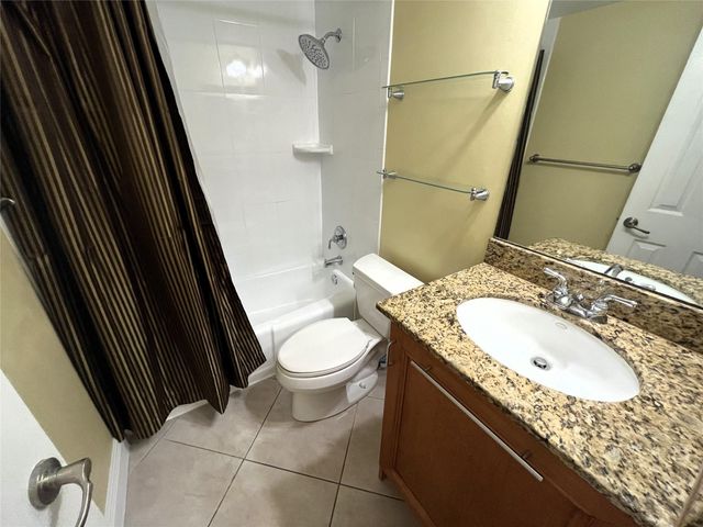 1460 NE 18th Street 104, Fort Lauderdale, FL 33305