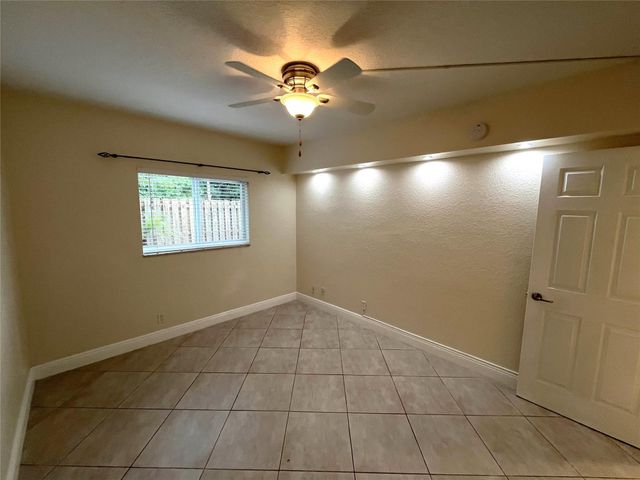 1460 NE 18th Street 104, Fort Lauderdale, FL 33305