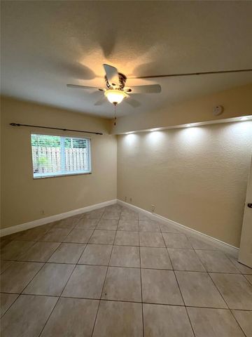 1460 NE 18th Street 104, Fort Lauderdale, FL 33305