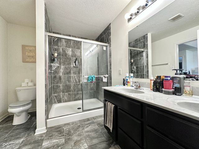 2698 Cabin Hill Road, Indianapolis, IN 46229