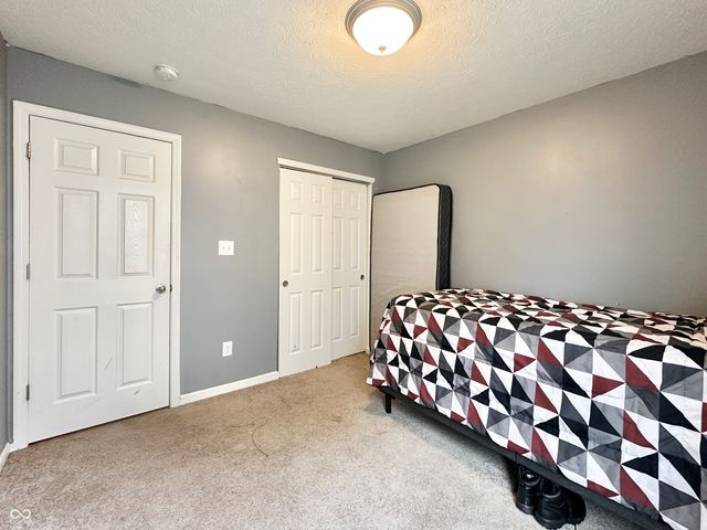 2698 Cabin Hill Road, Indianapolis, IN 46229