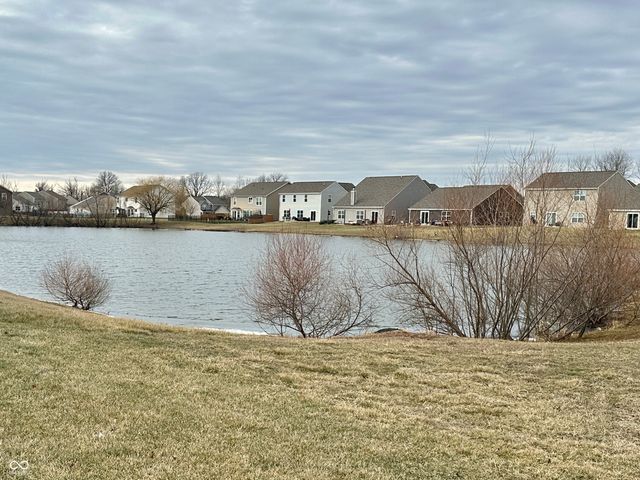 2698 Cabin Hill Road, Indianapolis, IN 46229