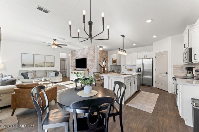 75754 EGRET LANDING Court, Yulee, FL 32097