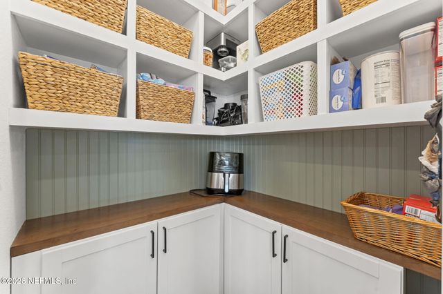 75754 EGRET LANDING Court, Yulee, FL 32097