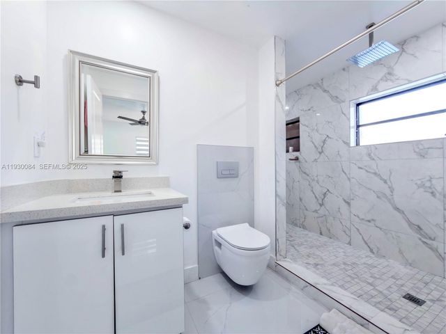 18133 SW 93rd Ave, Palmetto Bay, FL 33157