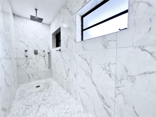 18133 SW 93rd Ave, Palmetto Bay, FL 33157