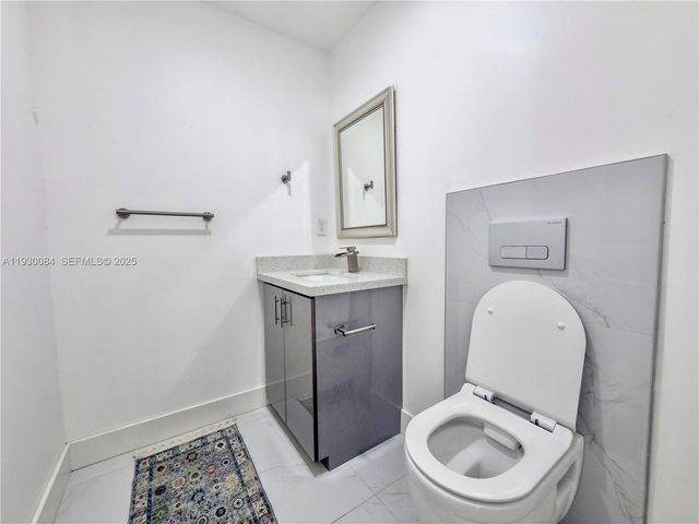 18133 SW 93rd Ave, Palmetto Bay, FL 33157