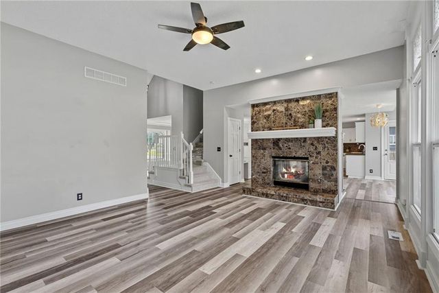 1361 S Hunter Drive, Olathe, KS 66062