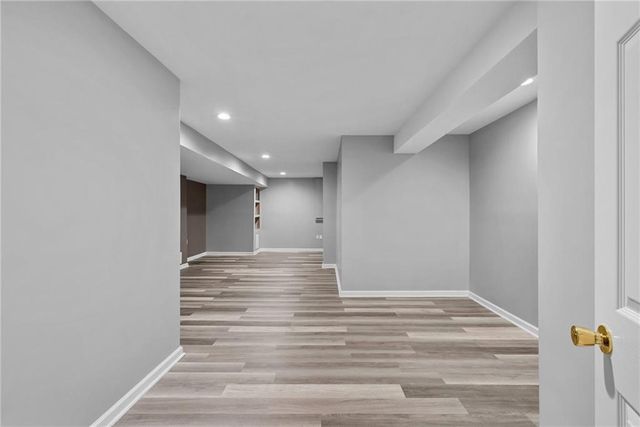 1361 S Hunter Drive, Olathe, KS 66062