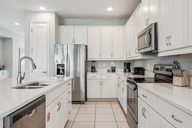 7649 FAIRFAX DRIVE, Kissimmee, FL 34747