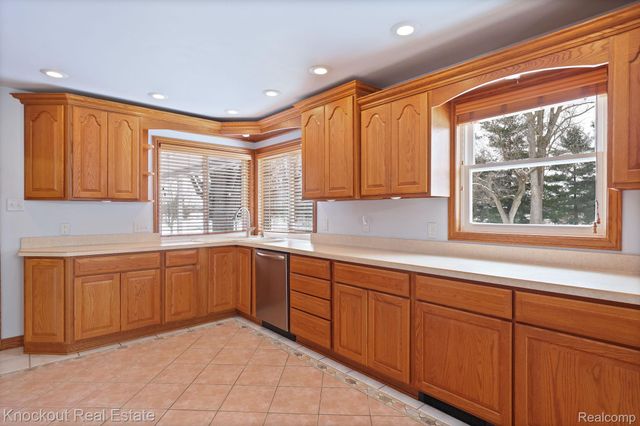 1914 Schust Road, Carrollton Township, MI 48604