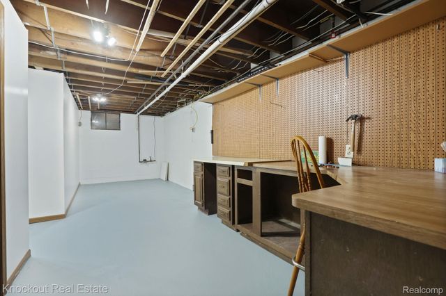 1914 Schust Road, Carrollton Township, MI 48604