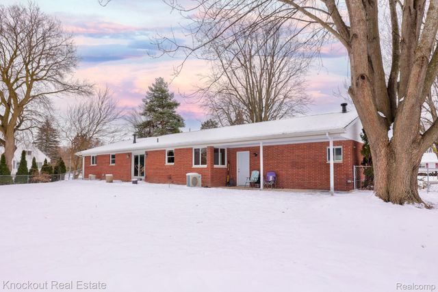 1914 Schust Road, Carrollton Township, MI 48604