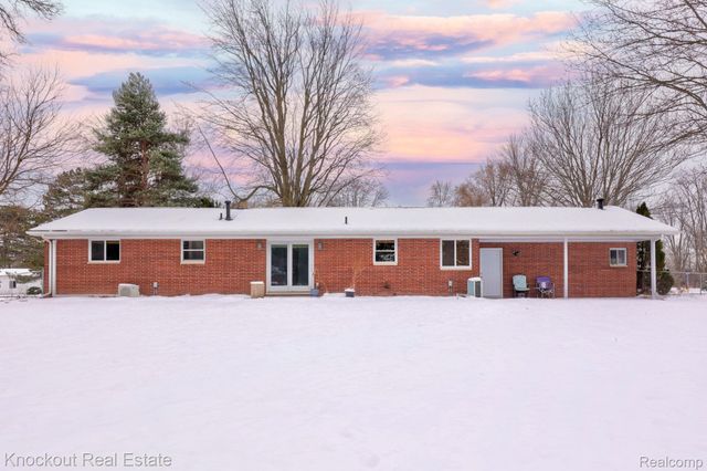 1914 Schust Road, Carrollton Township, MI 48604