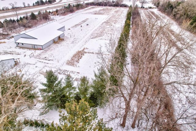 1914 Schust Road, Carrollton Township, MI 48604