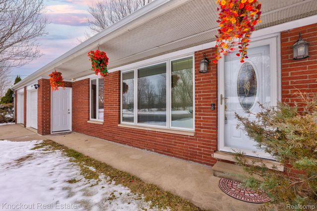 1914 Schust Road, Carrollton Township, MI 48604