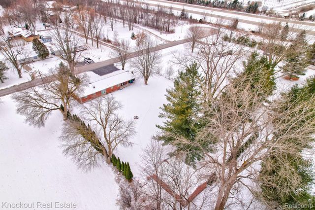 1914 Schust Road, Carrollton Township, MI 48604