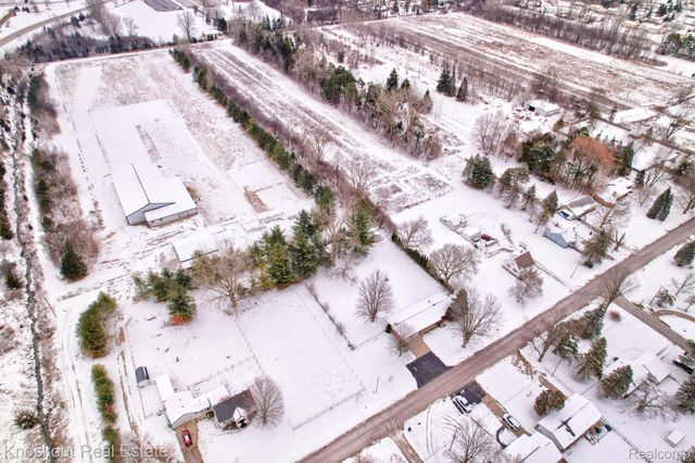 1914 Schust Road, Carrollton Township, MI 48604