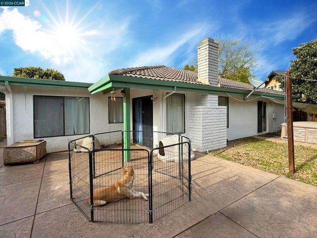 2329 Lido Cir, Stockton, CA 95207