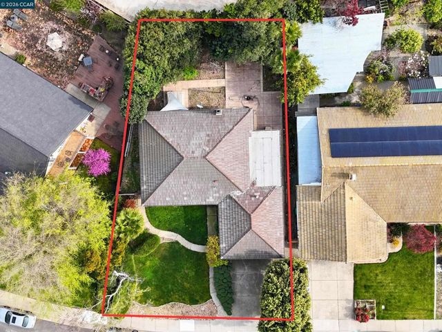 2329 Lido Cir, Stockton, CA 95207