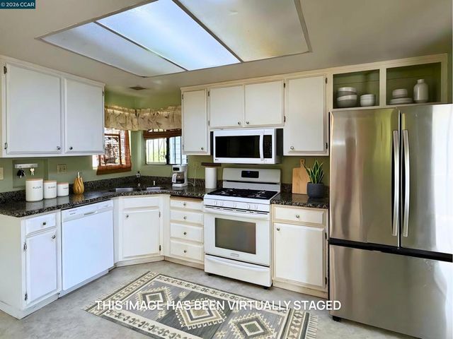 2329 Lido Cir, Stockton, CA 95207