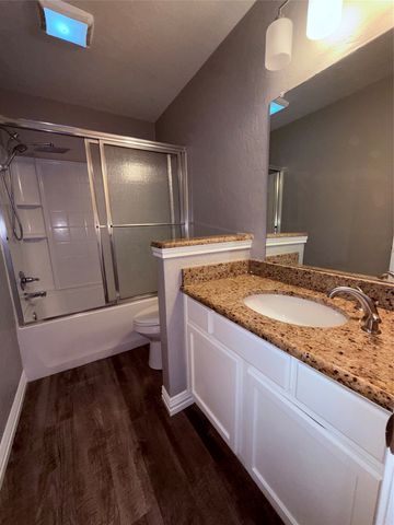 2612 S Meadow Drive, Fort Worth, TX 76133
