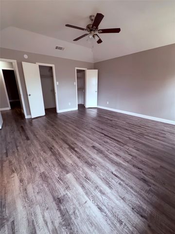 2612 S Meadow Drive, Fort Worth, TX 76133