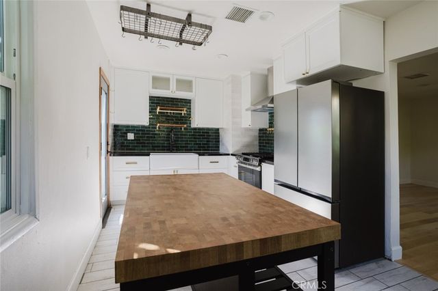 18328 Gresham Street, Northridge, CA 91325