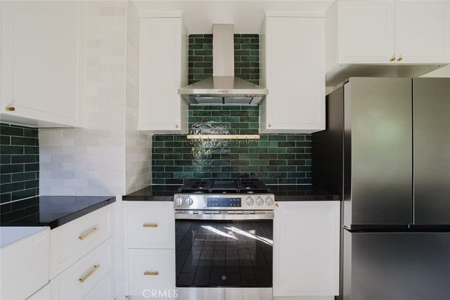 18328 Gresham Street, Northridge, CA 91325