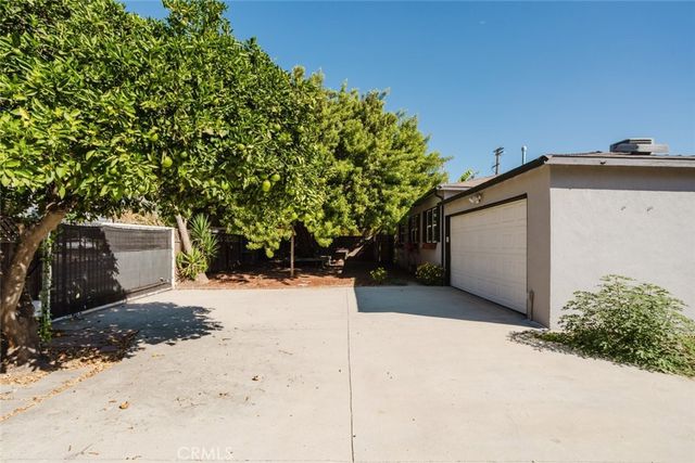 18328 Gresham Street, Northridge, CA 91325